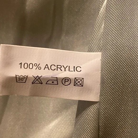 Faux Fur Vest. - Picture 8 of 8